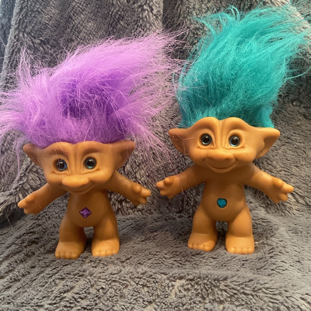 🍭Set of 2 Ace Novelty blue-eyed troll dolls with bellies gems and their outfits